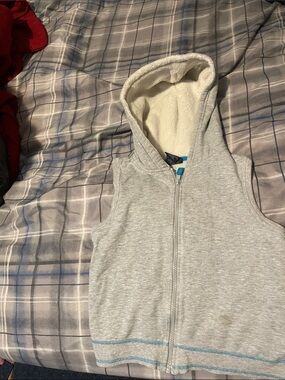 Faded Glory Gray Sleeveless Hooded Zip-Up Vest
